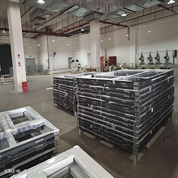 三樂防火窗工廠內(nèi)部實拍